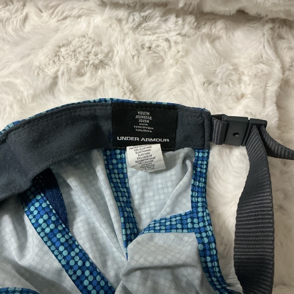 Under Armour Youth Blue and White Patterned Cap - Picture 4 of 4